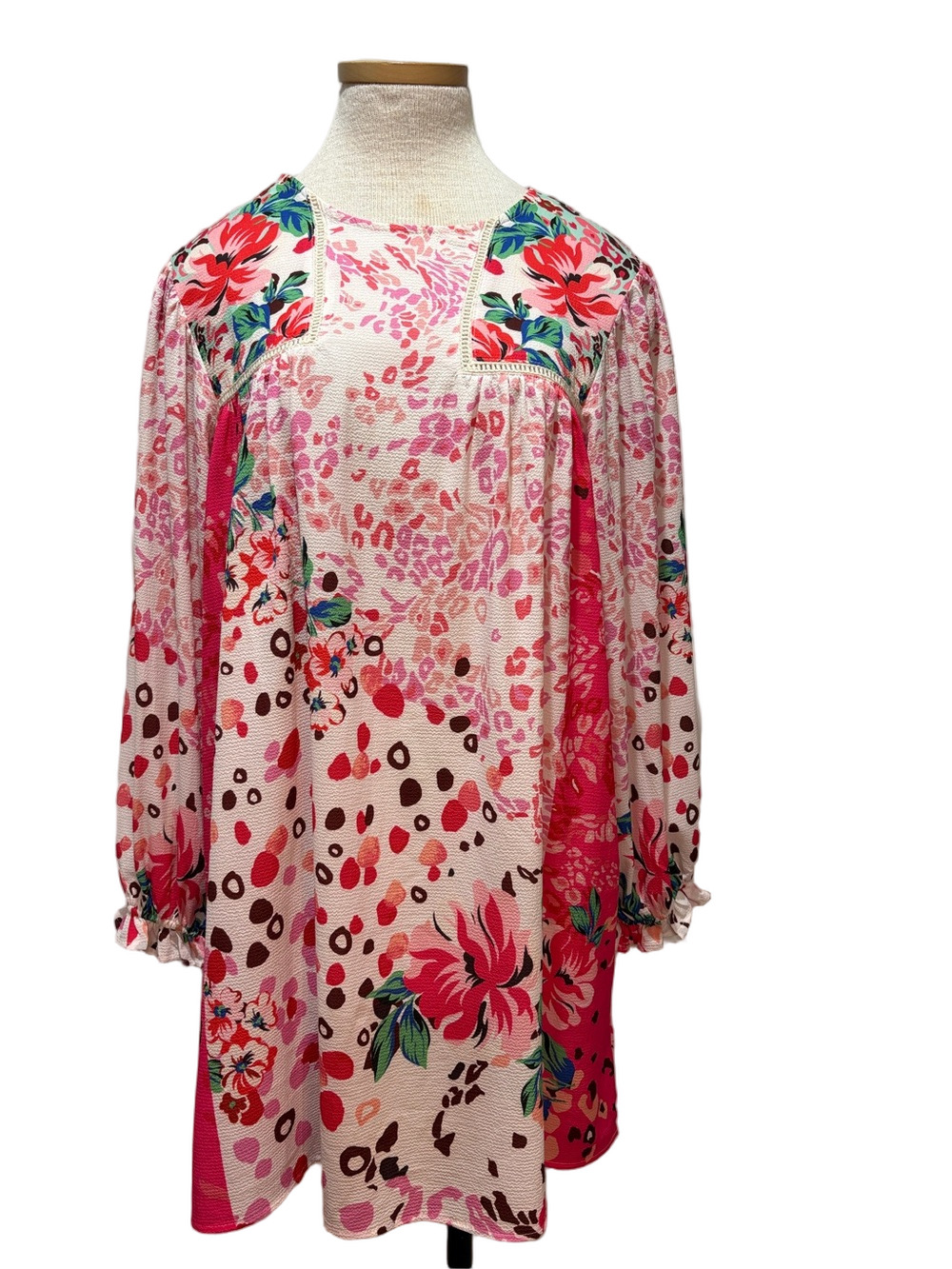 Umgee sz L floral long sleeve lightweight patterned dress